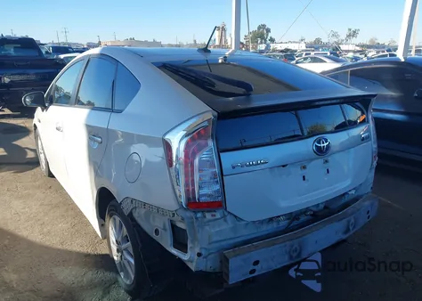 2014 Toyota Prius Plug-In из США, поврежденный, VIN JTDKN3DP1E3059468